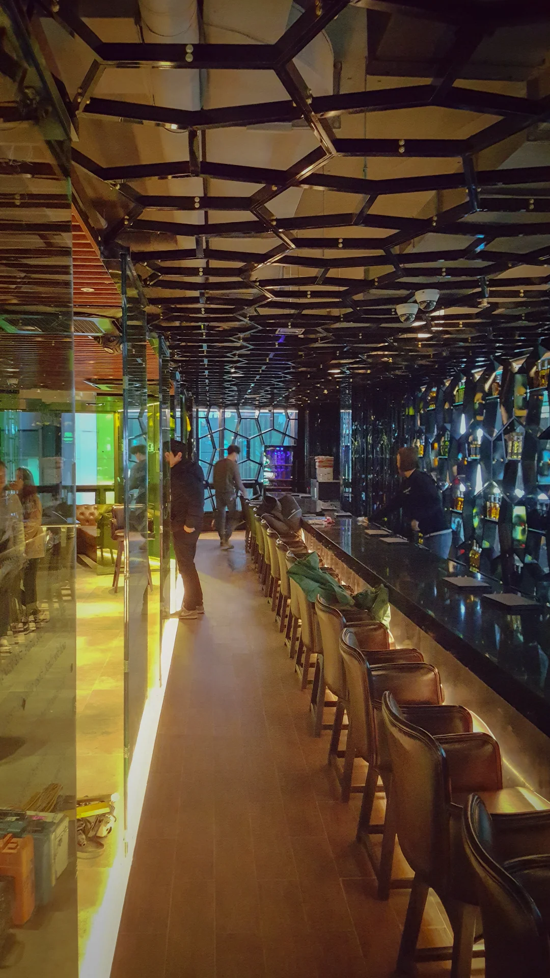MTL BAR 8