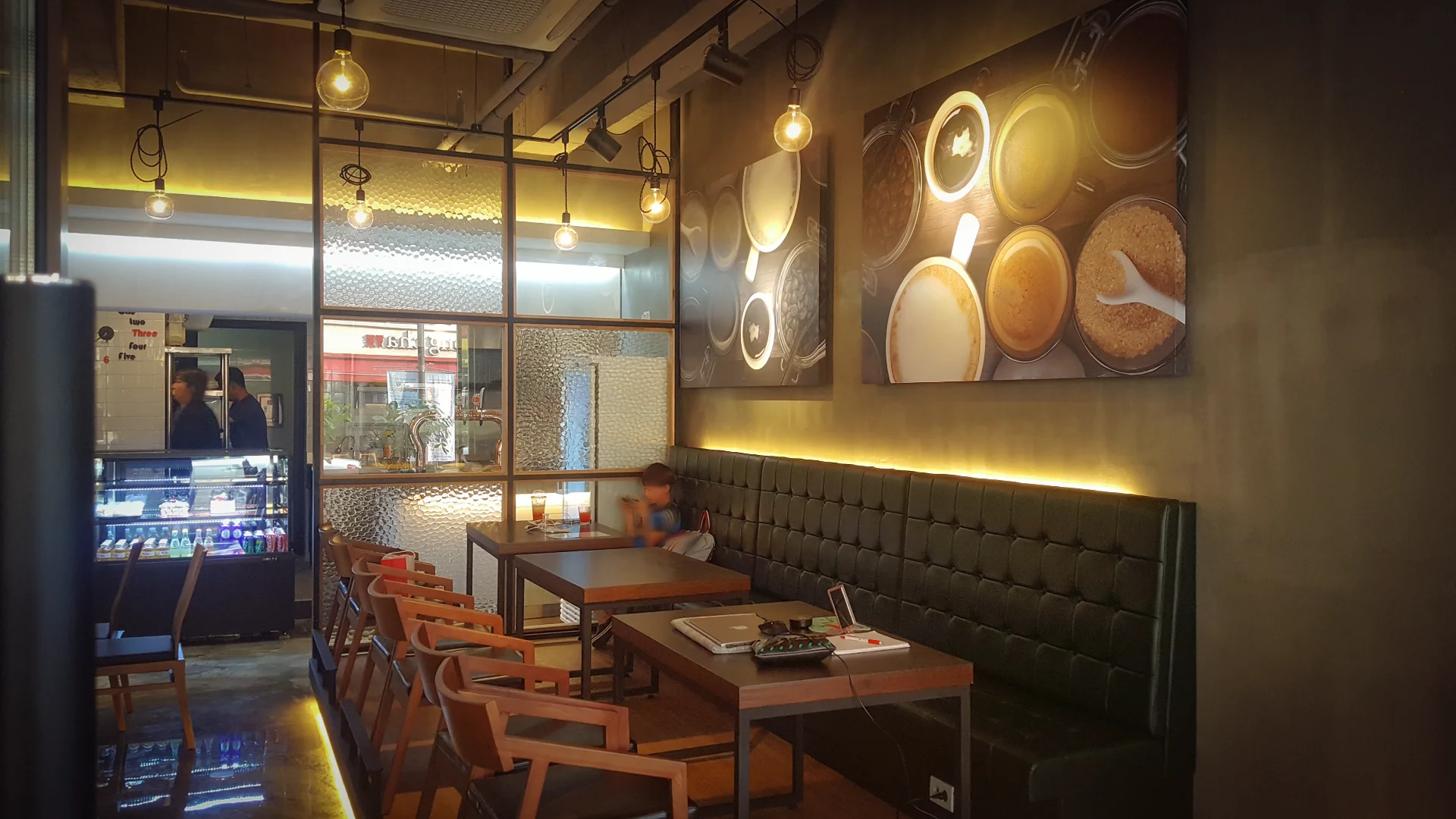 욜로Cafe
